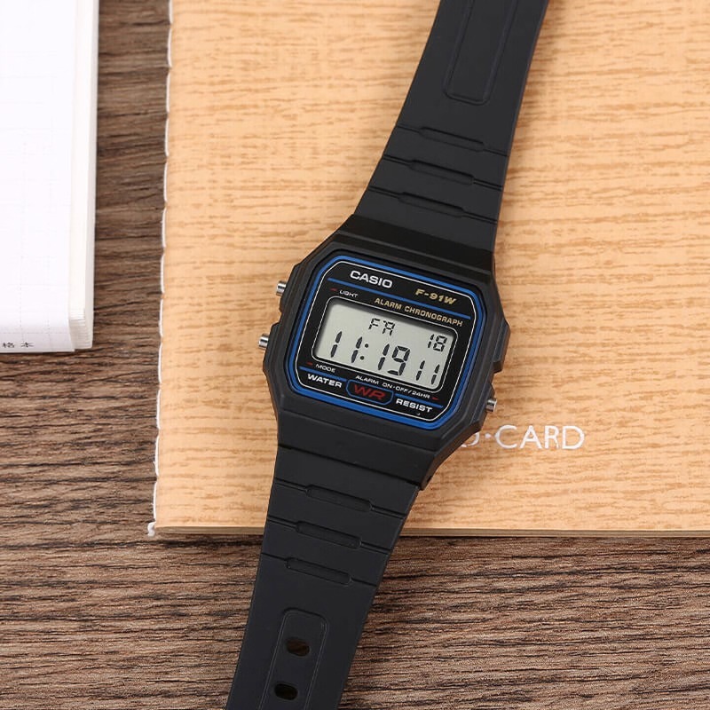 Casio F-91W-1 Orologio da Pols - Watch Display Pillow recensione e prezzo
