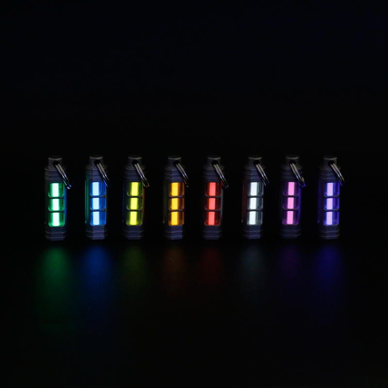 In Lega di Titanio Luminoso Se - Tritium Gas Tube recensione e prezzo